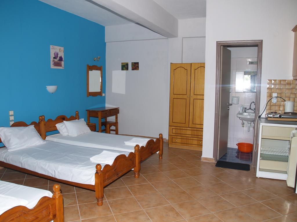 Armonia Studios Agios Georgios  Phòng bức ảnh