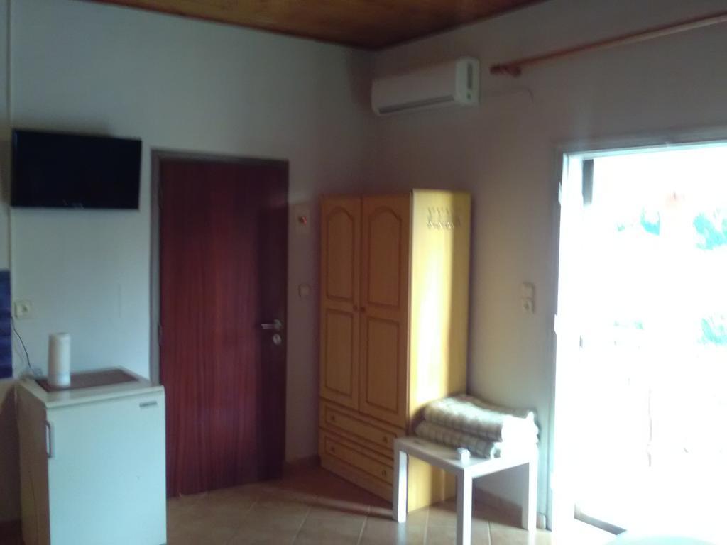 Armonia Studios Agios Georgios  Ngoại thất bức ảnh